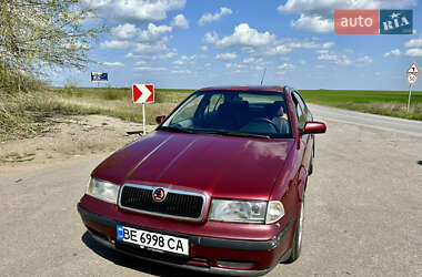 Ліфтбек Skoda Octavia 1999 в 