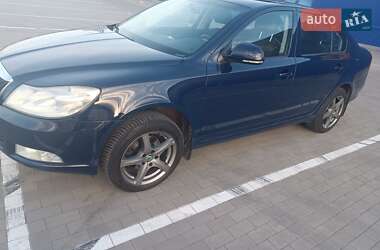 Лифтбек Skoda Octavia 2011 в 