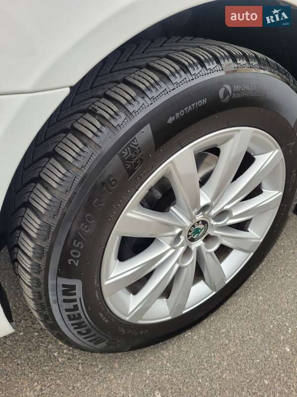 Універсал Skoda Octavia 2010 в Києві