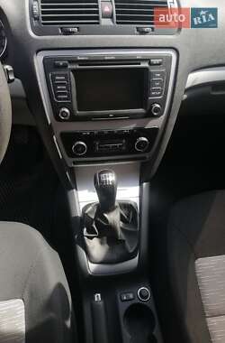 Универсал Skoda Octavia 2010 в Вараше