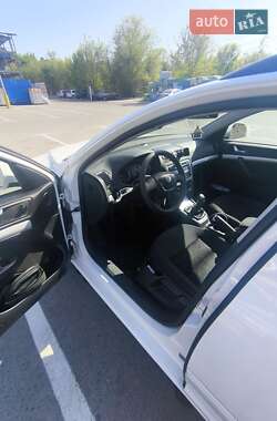 Универсал Skoda Octavia 2011 в 