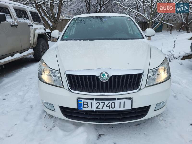 Универсал Skoda Octavia 2011 в Полтаве фото 4 Универсал Skoda Octavia 2011 в Полтаве