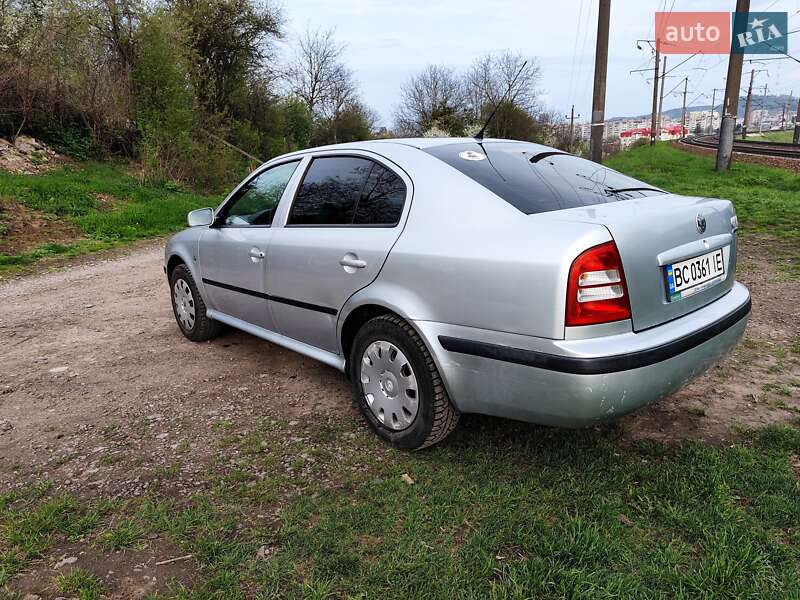 Лифтбек Skoda Octavia 2008 в Львове