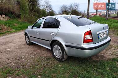 Лифтбек Skoda Octavia 2008 в 