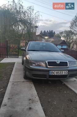 Лифтбек Skoda Octavia 2001 в 