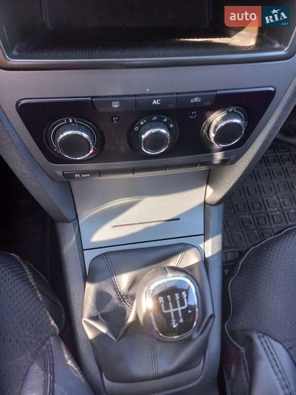 Универсал Skoda Octavia 2011 в Галиче
