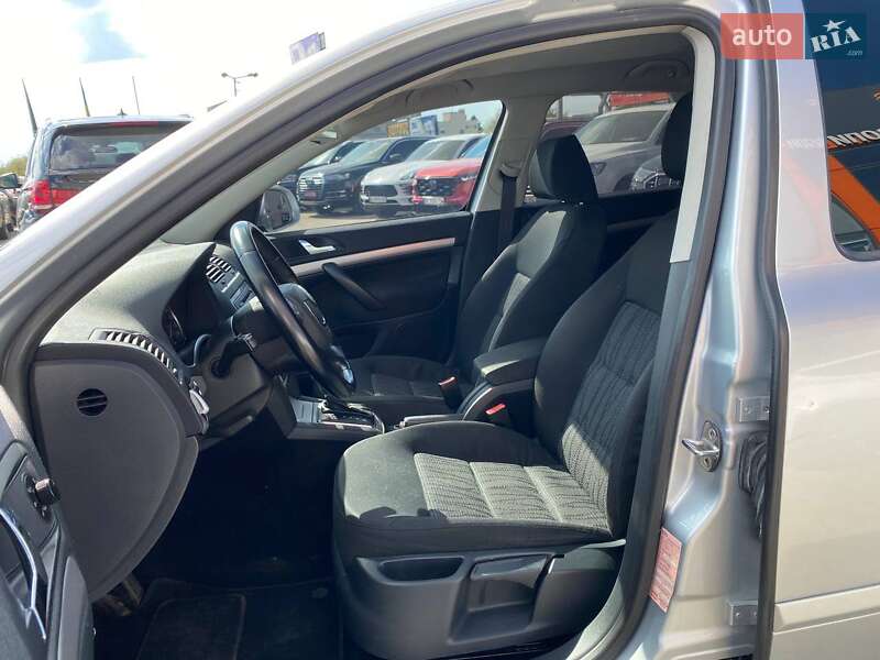 Ліфтбек Skoda Octavia 2010 в Львові