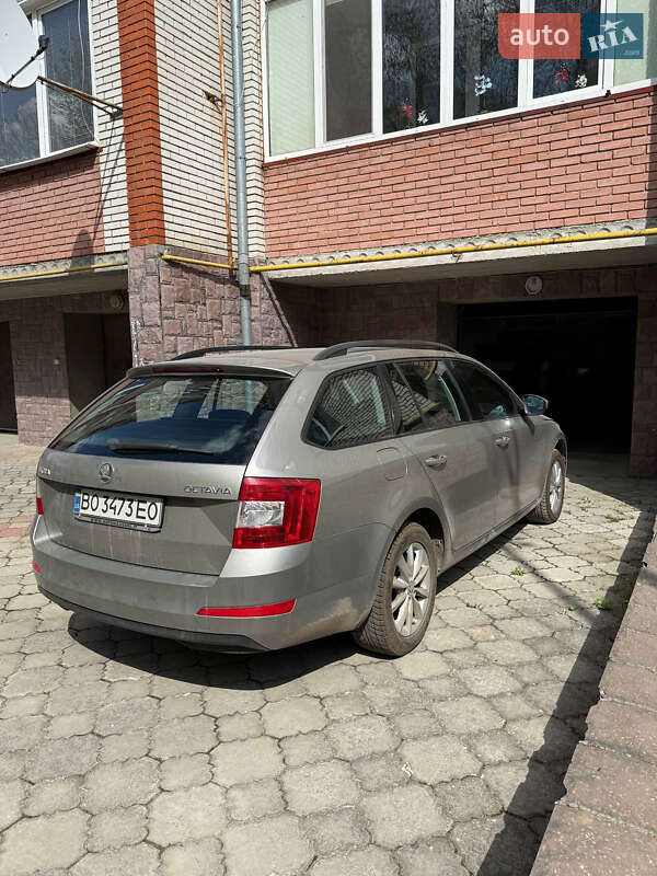 Универсал Skoda Octavia 2014 в Чорткове