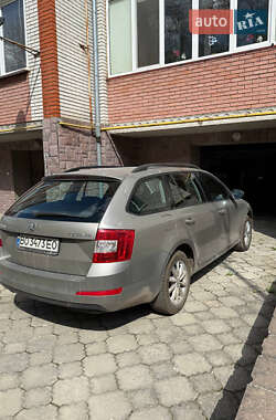Универсал Skoda Octavia 2014 в 