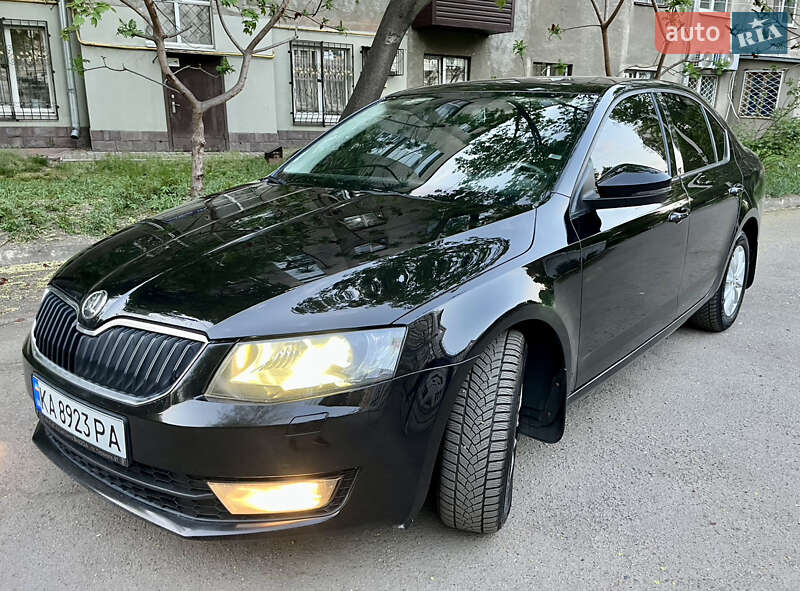 Лифтбек Skoda Octavia 2015 в Харькове