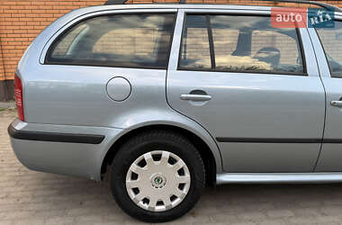 Универсал Skoda Octavia 2003 в 