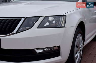 Ліфтбек Skoda Octavia 2017 в 