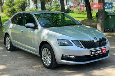 Ліфтбек Skoda Octavia 2017 в 
