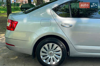 Ліфтбек Skoda Octavia 2017 в 