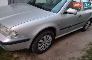 Універсал Skoda Octavia 1998 в 
