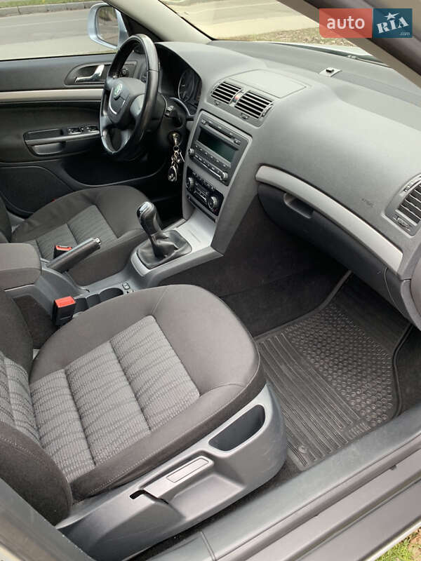 Лифтбек Skoda Octavia 2011 в Киеве