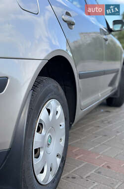Лифтбек Skoda Octavia 2008 в 