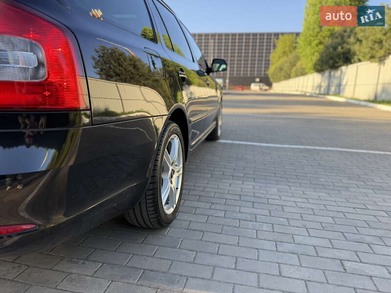 Универсал Skoda Octavia 2010 в Луцке