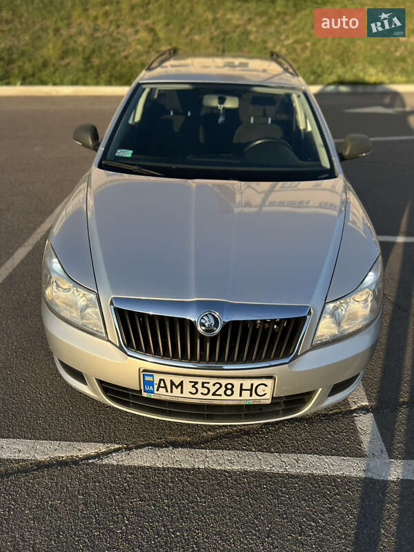 Универсал Skoda Octavia 2011 в Виннице