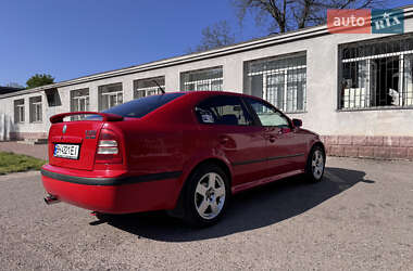 Лифтбек Skoda Octavia 2009 в 