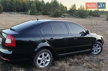 Ліфтбек Skoda Octavia 2010 в 