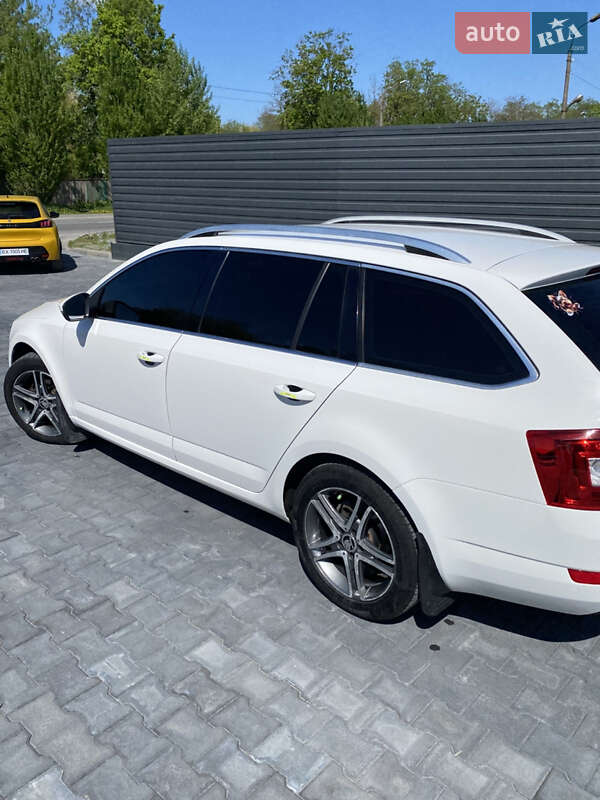 Універсал Skoda Octavia 2014 в Кам'янець-Подільському