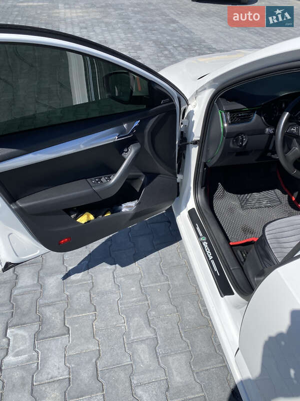 Універсал Skoda Octavia 2014 в Кам'янець-Подільському