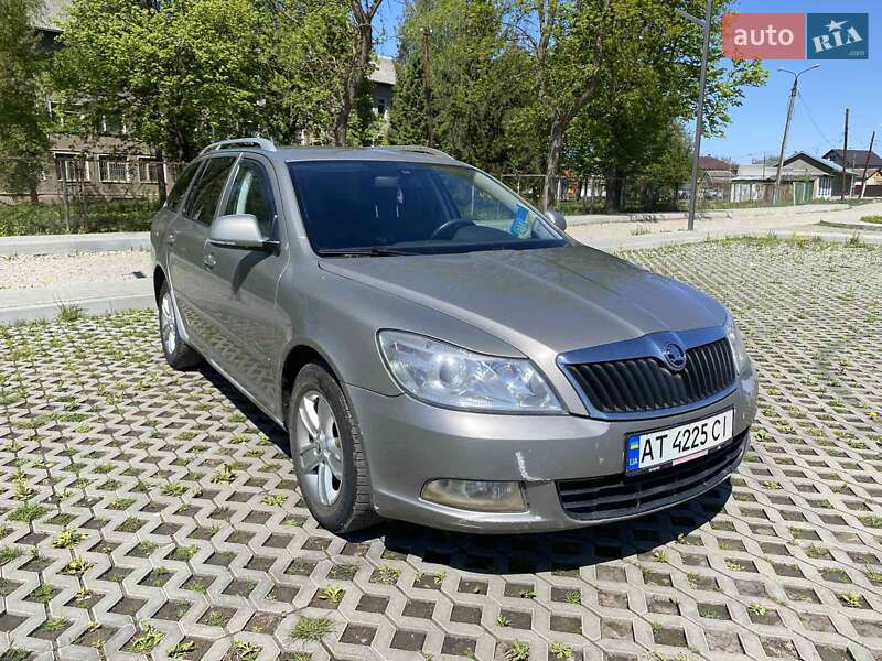 Універсал Skoda Octavia 2012 в Коломиї