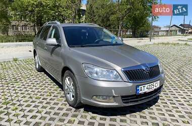Універсал Skoda Octavia 2012 в 