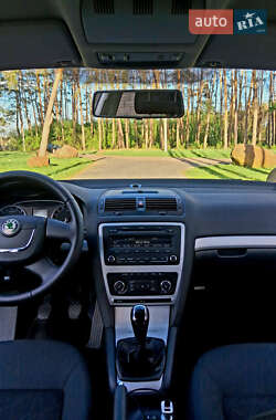 Универсал Skoda Octavia 2011 в 