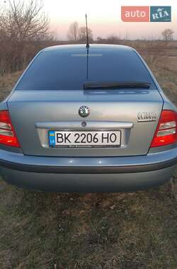 Ліфтбек Skoda Octavia 2004 в 