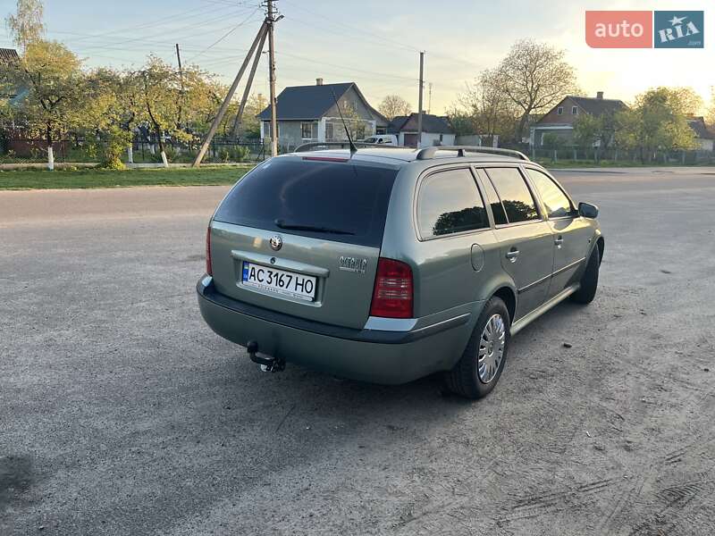 Універсал Skoda Octavia 2003 в Турійську