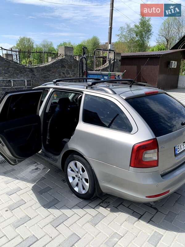 Універсал Skoda Octavia 2009 в Шепетівці