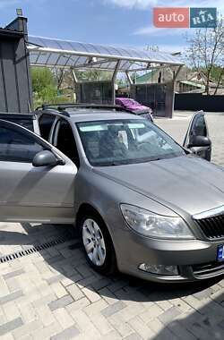 Універсал Skoda Octavia 2009 в Шепетівці