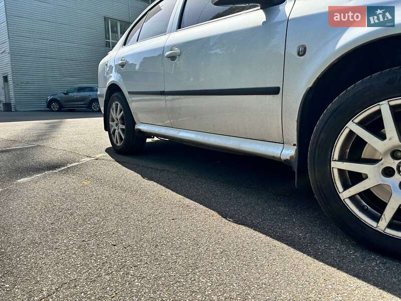 Лифтбек Skoda Octavia 2010 в Киеве фото 9 Лифтбек Skoda Octavia 2010 в Киеве