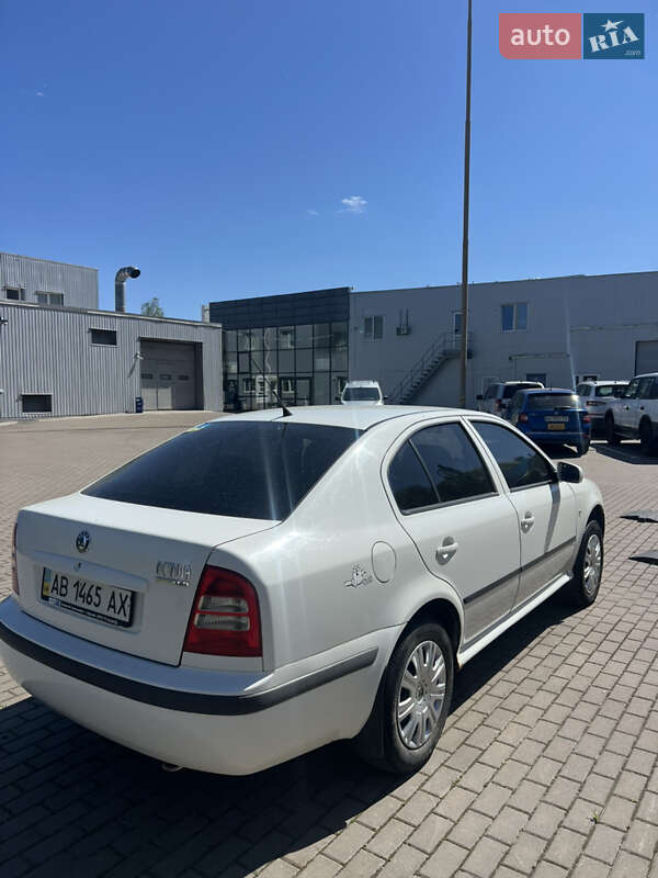 Лифтбек Skoda Octavia 2002 в Виннице