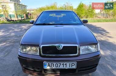 Ліфтбек Skoda Octavia 1998 в 