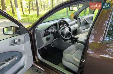 Ліфтбек Skoda Octavia 1998 в 