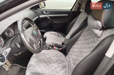 Ліфтбек Skoda Octavia 2010 в 
