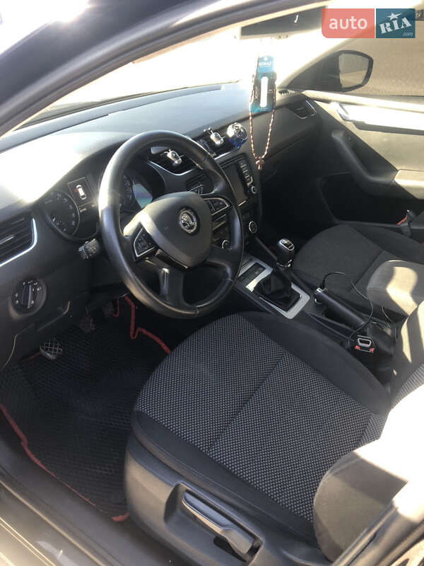 Универсал Skoda Octavia 2014 в Староконстантинове фото 10 Универсал Skoda Octavia 2014 в Староконстантинове