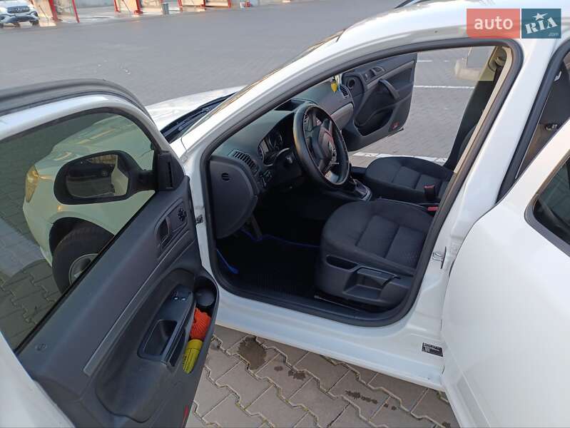 Лифтбек Skoda Octavia 2010 в Виннице