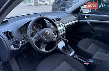 Лифтбек Skoda Octavia 2012 в 