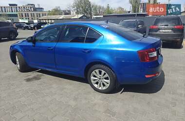 Лифтбек Skoda Octavia 2013 в 