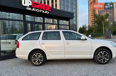 Универсал Skoda Octavia 2012 в 