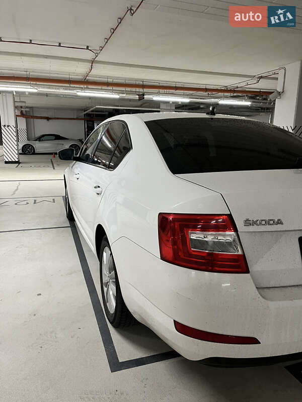 Лифтбек Skoda Octavia 2013 в Дрогобыче