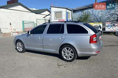 Универсал Skoda Octavia 2011 в 