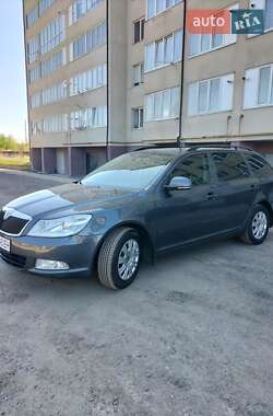Універсал Skoda Octavia 2009 в 