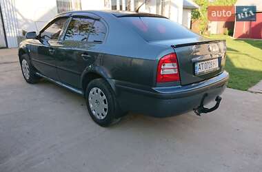 Лифтбек Skoda Octavia 2003 в 