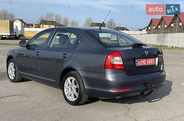 Лифтбек Skoda Octavia 2010 в 