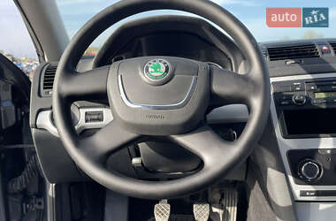 Лифтбек Skoda Octavia 2010 в 